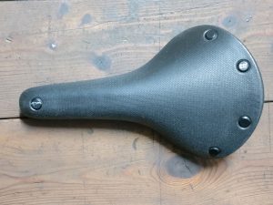 Brooks C17 Cambium musta